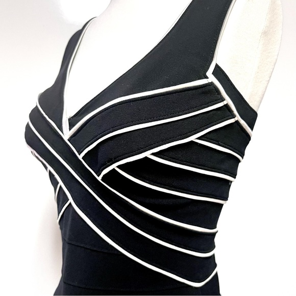 Tadashi Shoji Vintage Bodycon Bandage Cocktail Dress LBD Size Small Y2K USA Made - Picture 4 of 8